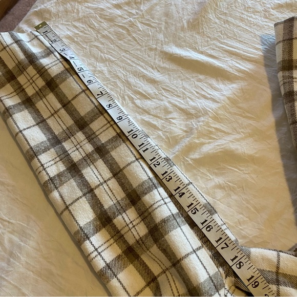 NWOT SHEIN cream/tan plaid dress coat - Picture 13 of 13